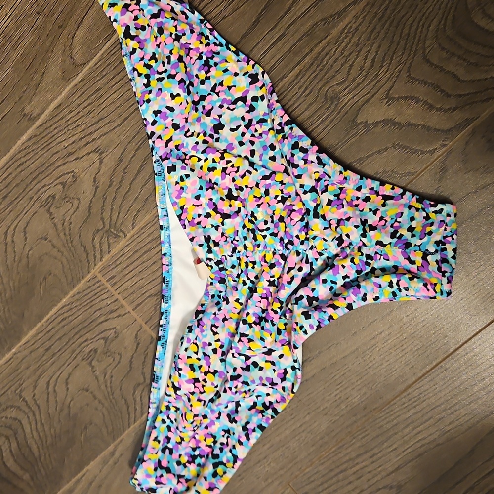 Victoria Secret Bikini Bottom - Picture 2 of 6